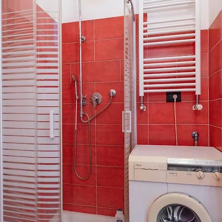 Two Bedrooms + Balcony - Students Turin